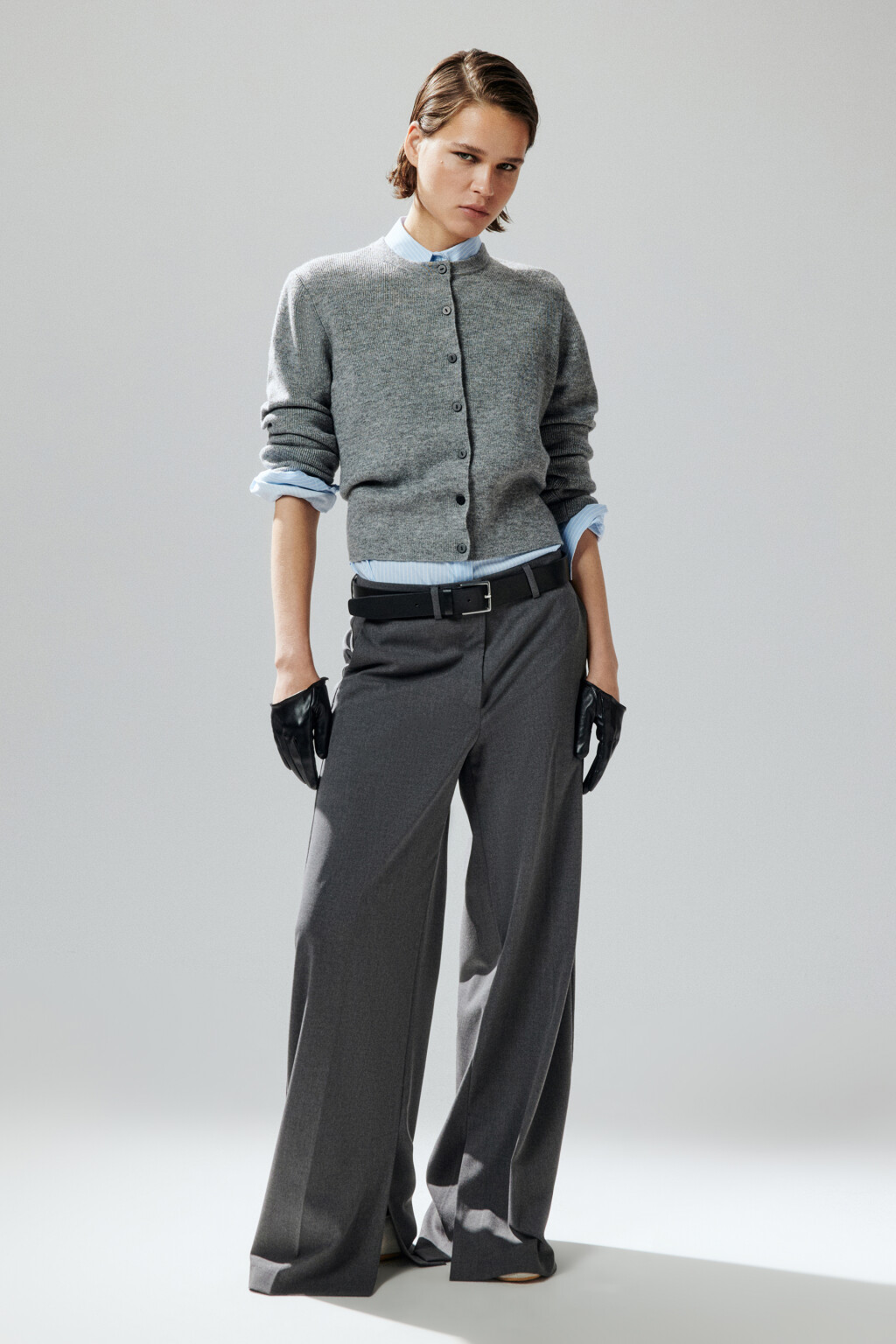 Кардиган на пуговицах с круглым вырезом - цвет серый - 5