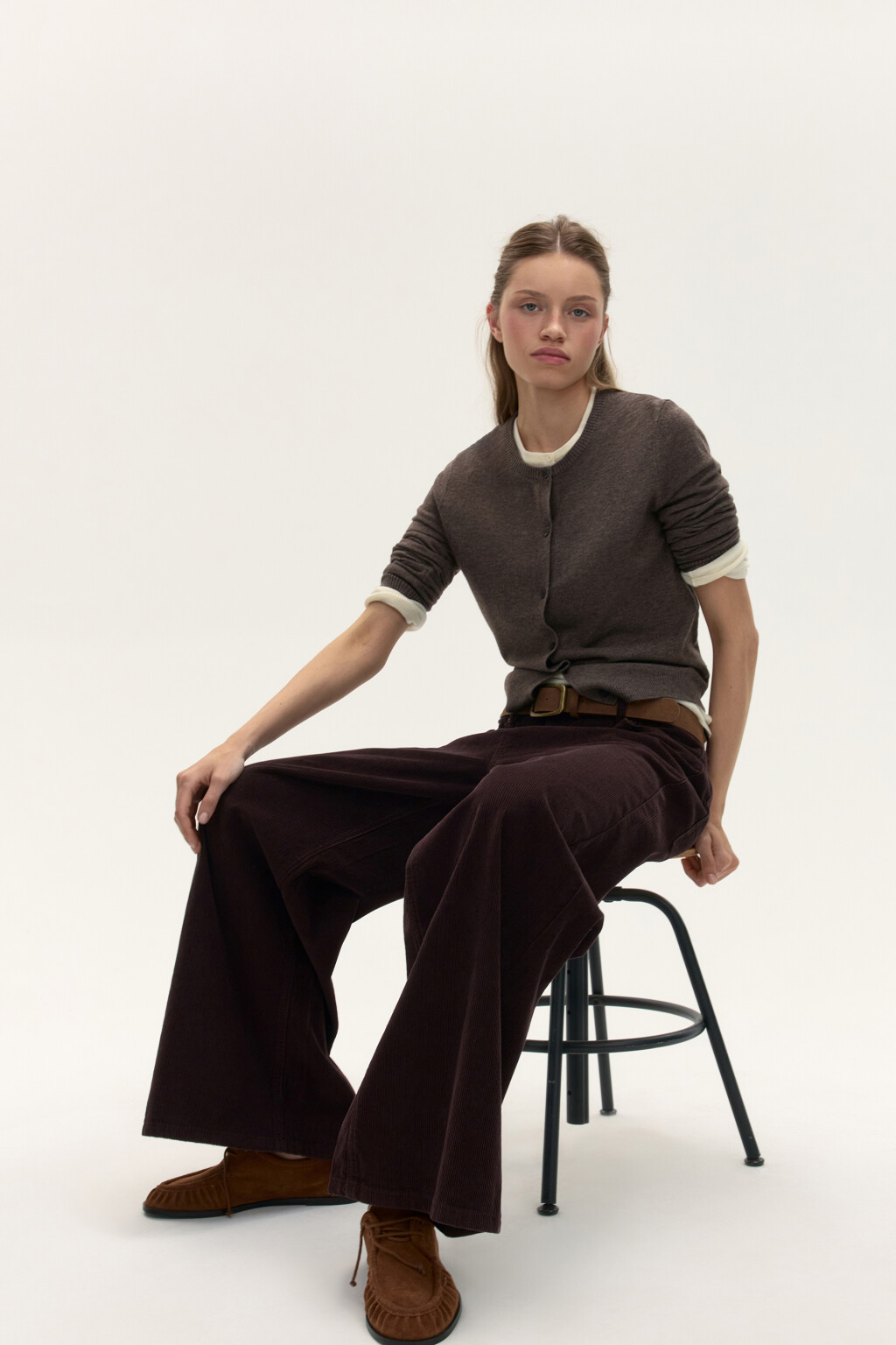 Кардиган на пуговицах с круглым вырезом - цвет бежевый - 2