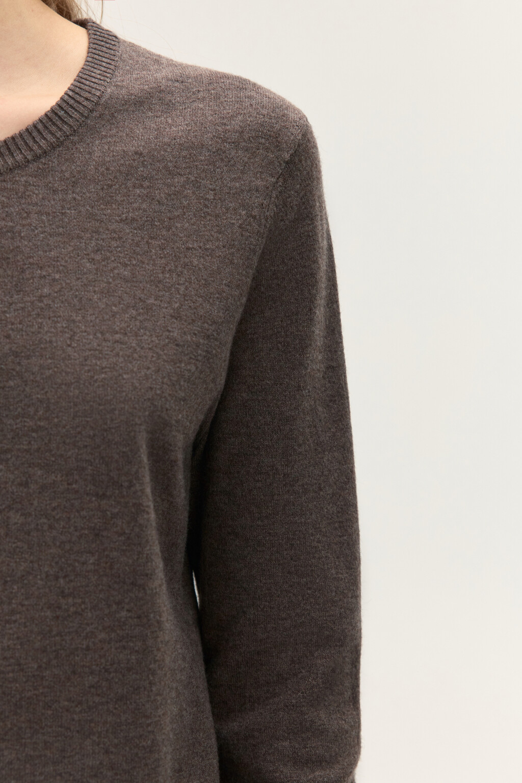 Кардиган на пуговицах с круглым вырезом - цвет бежевый - 8