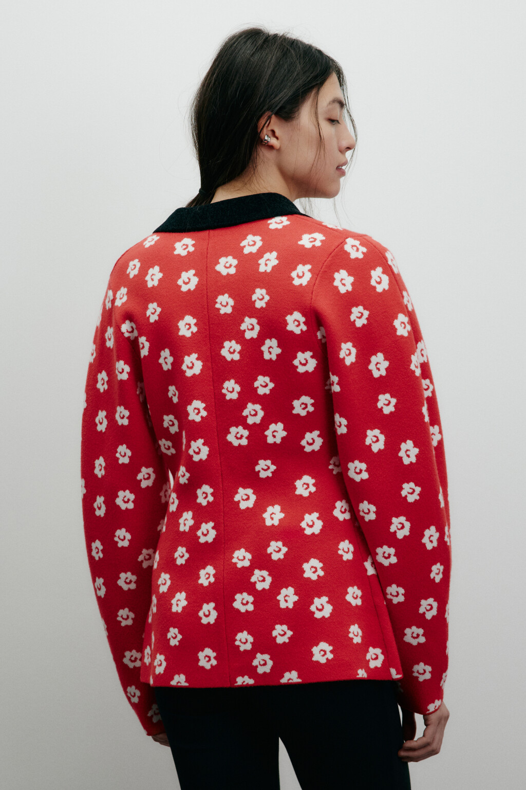 Кардиган на пуговицах приталенный - цвет красный - 3