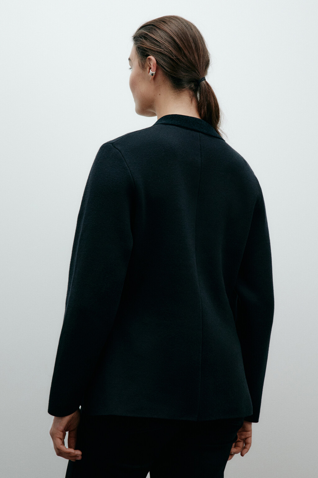 Кардиган на пуговицах приталенный - цвет черный - 4