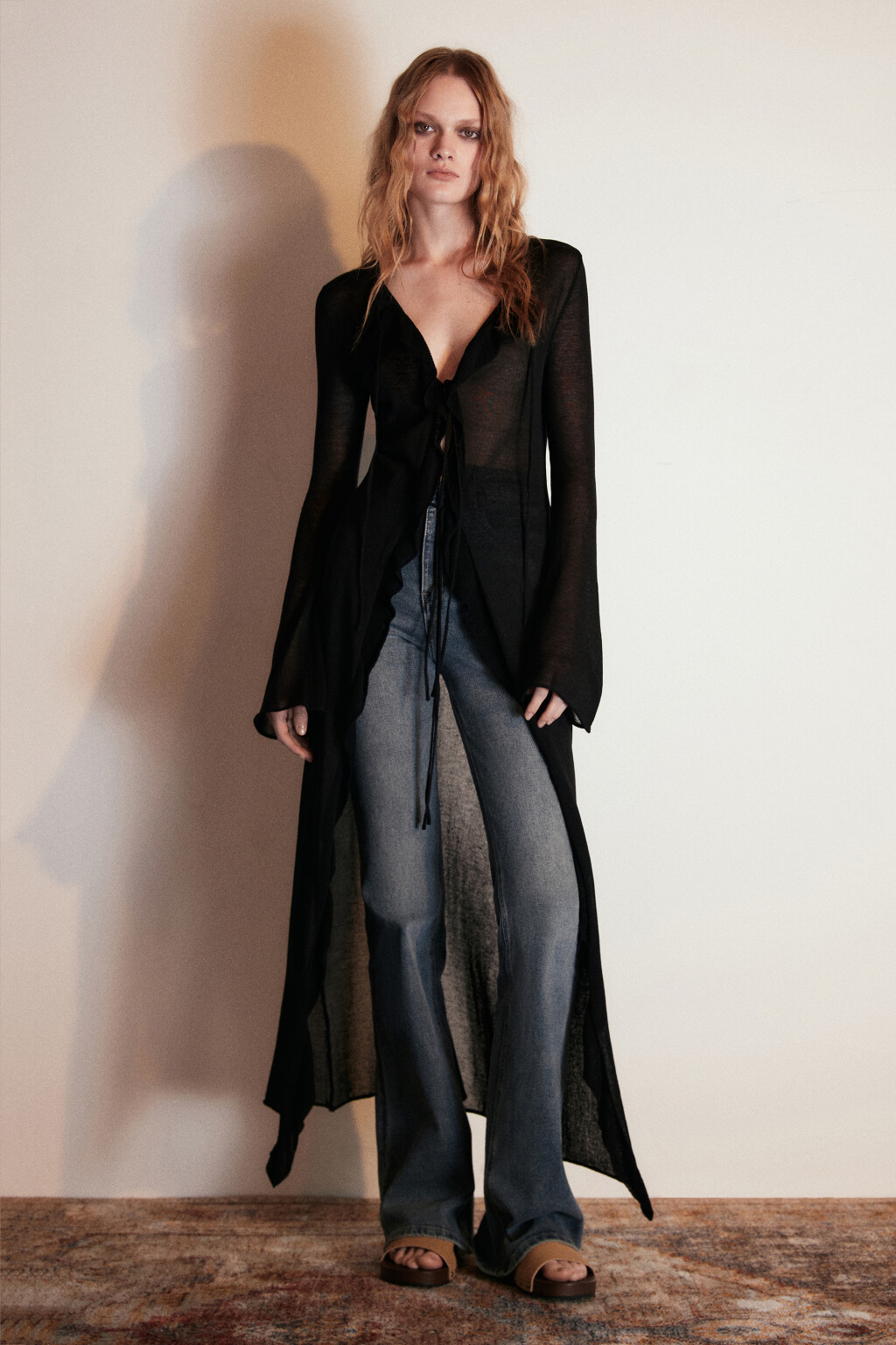 Кардиган макси на завязках с воланами - цвет черный - 4