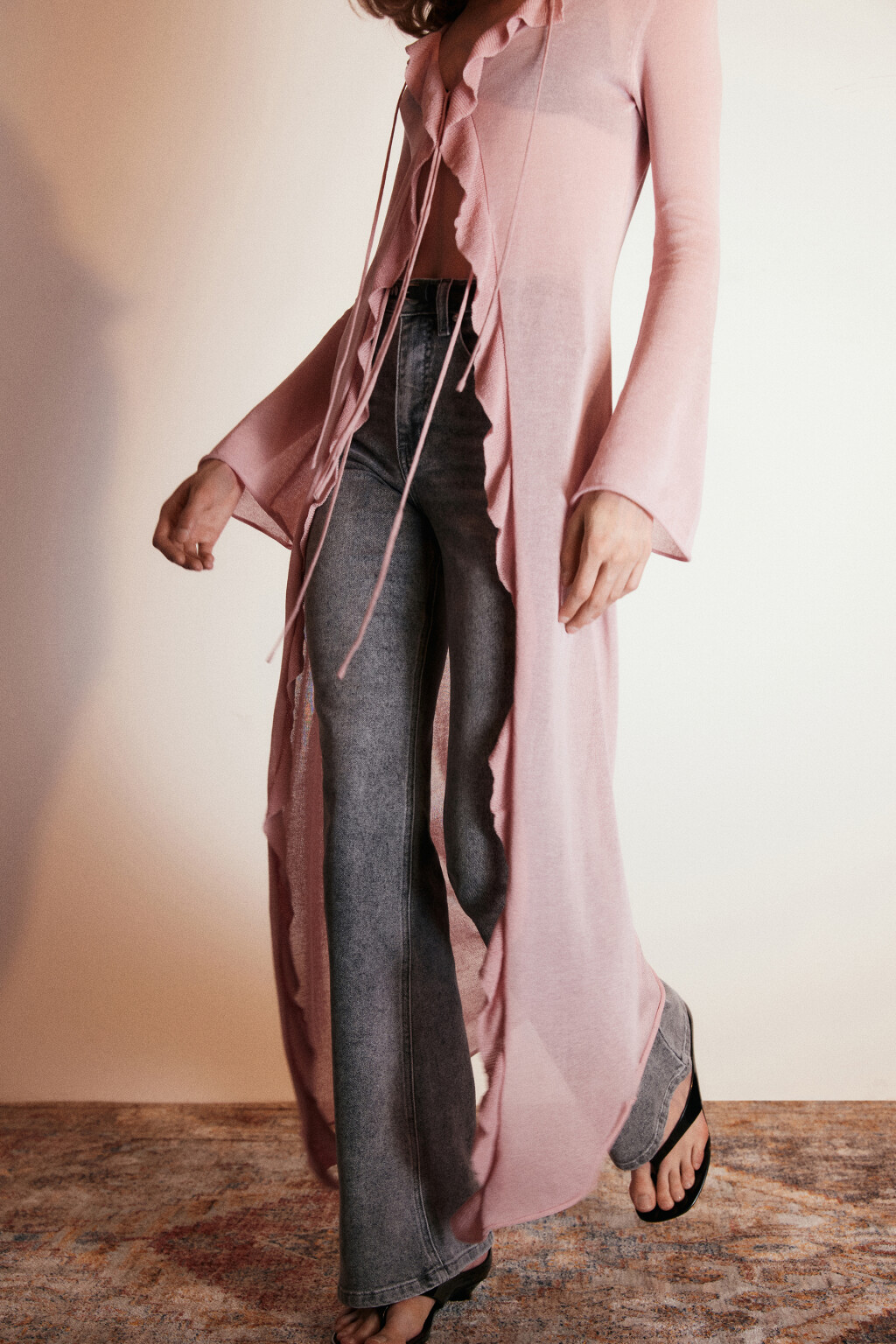 Кардиган макси на завязках с воланами - цвет розовый - 3