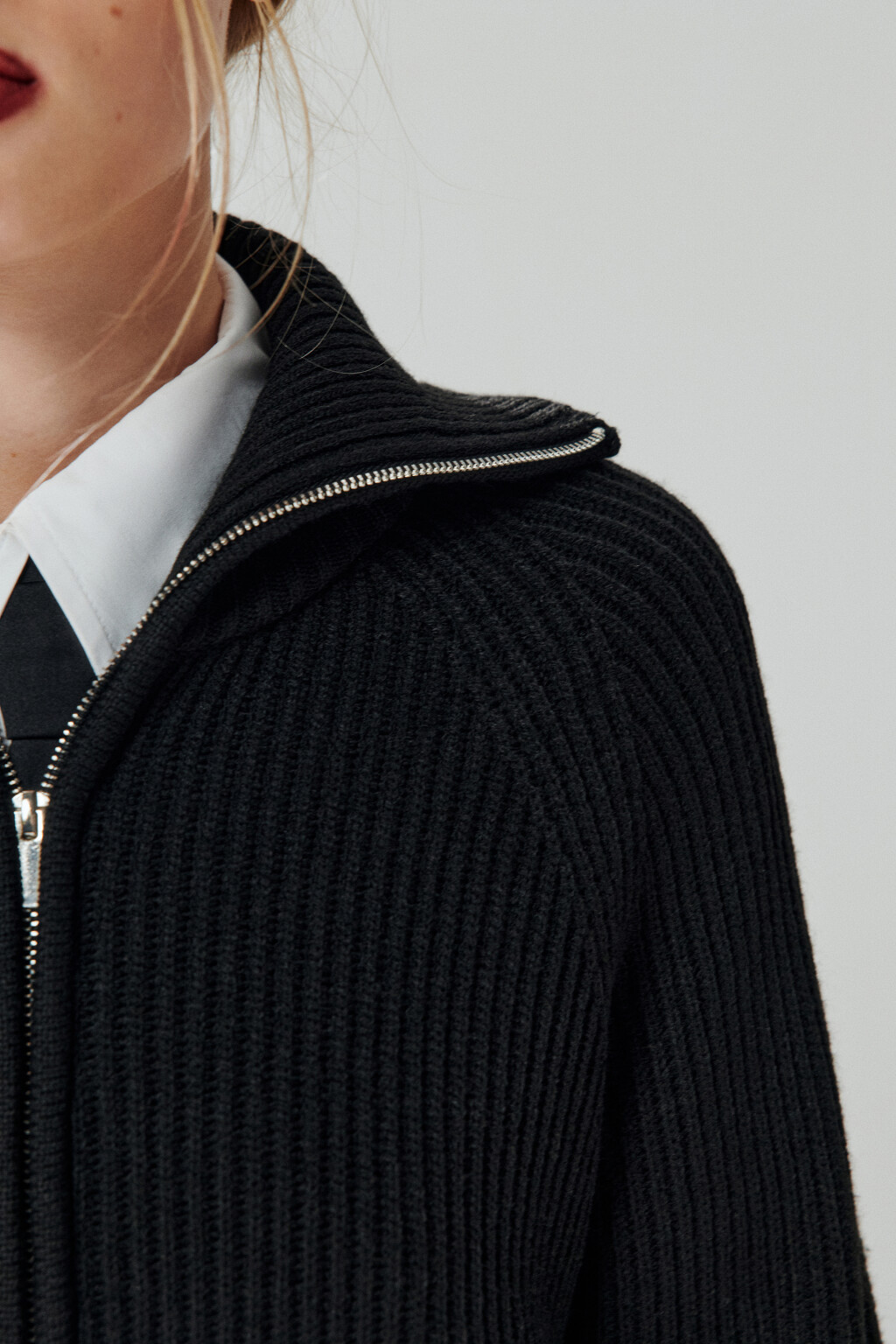 Кардиган вязаный на молнии - цвет черный - 5