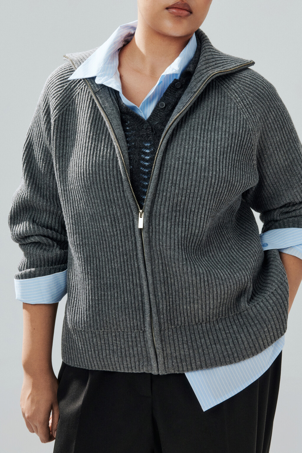 Кардиган вязаный на молнии - цвет серый - 2
