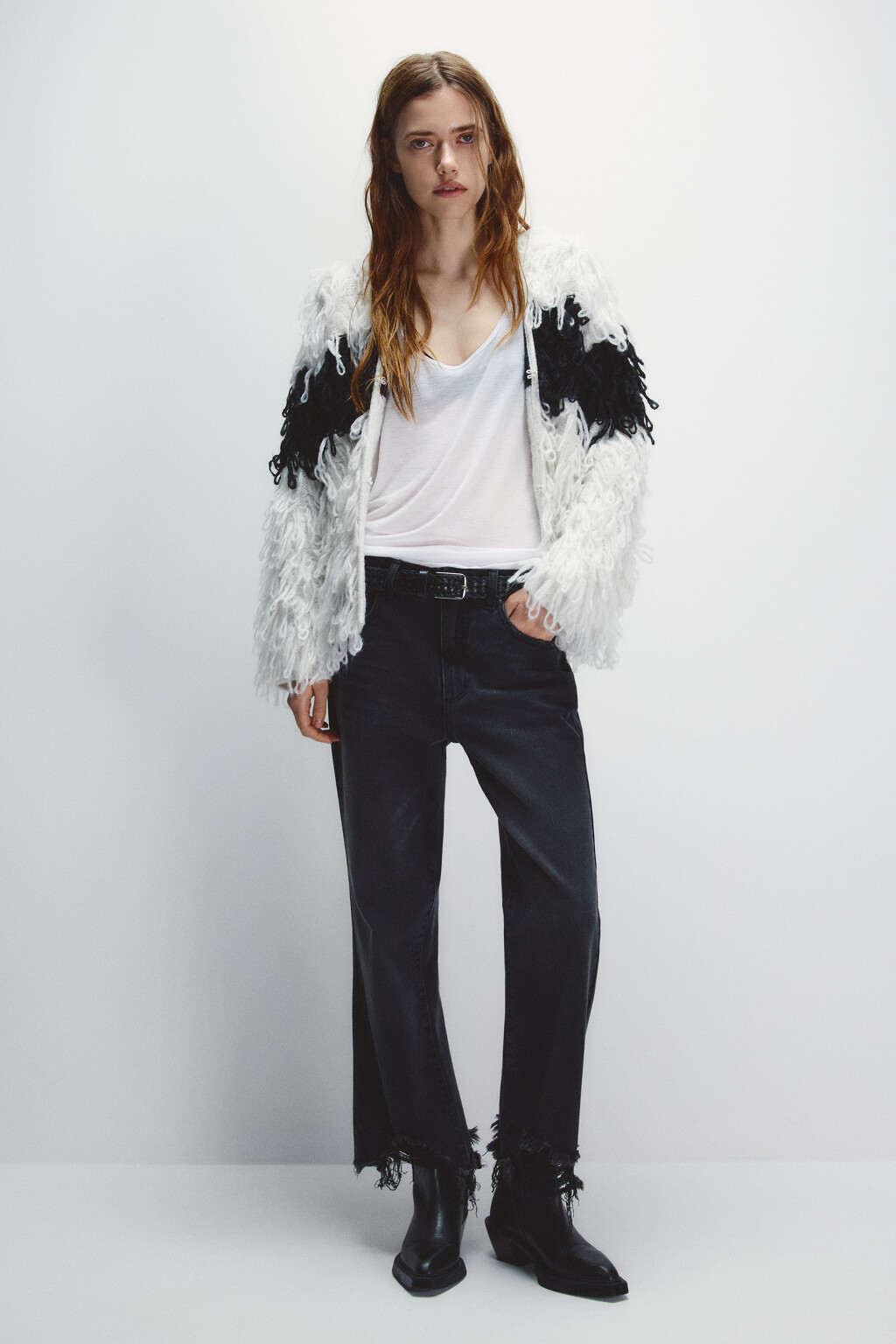 Кардиган на крючках с бахромой - цвет молочный - 4