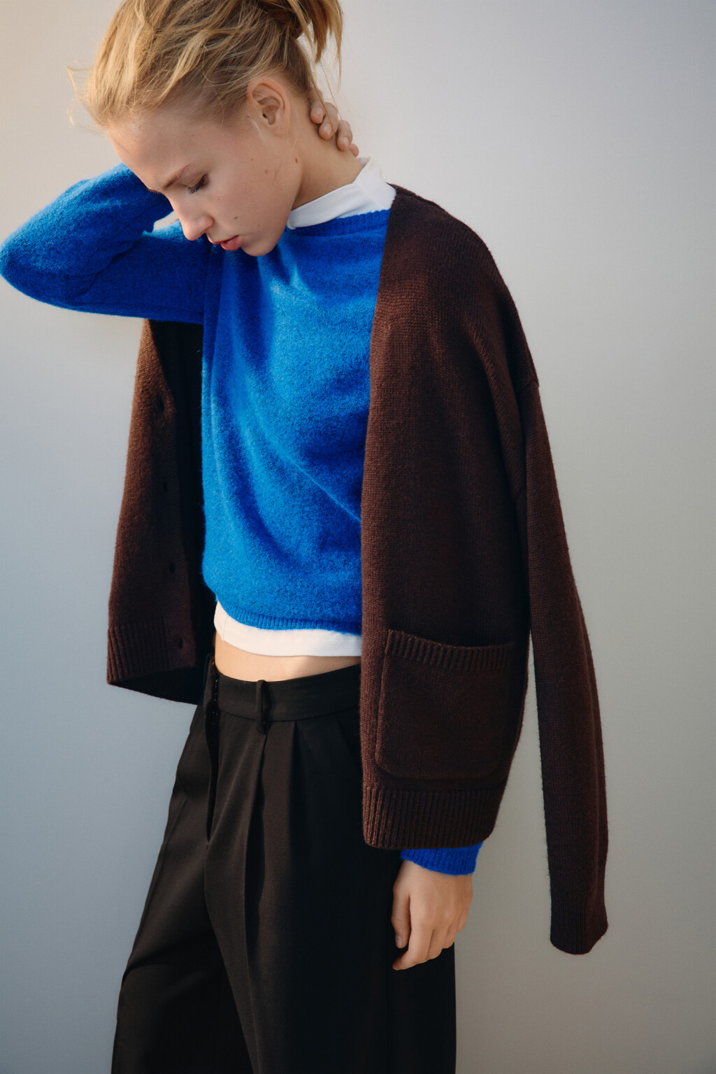 Кардиган на пуговицах с карманами - цвет коричневый - 2