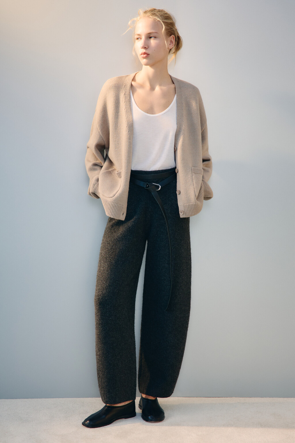 Кардиган на пуговицах с карманами - цвет бежевый - 2