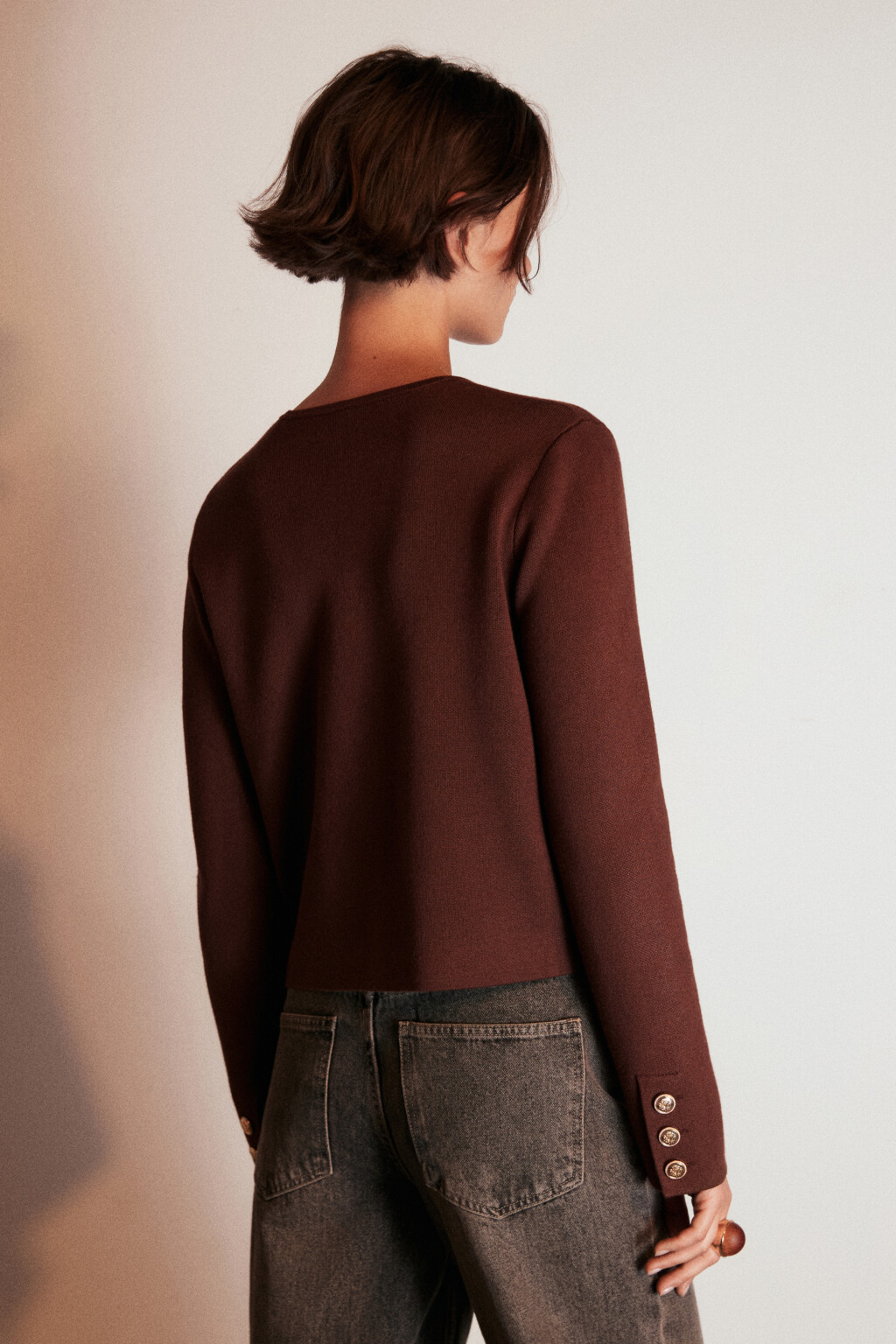 Кардиган жаккардовый на пуговицах - цвет коричневый - 3