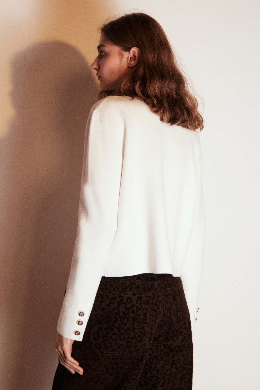 Кардиган жаккардовый на пуговицах - цвет молочный - 3