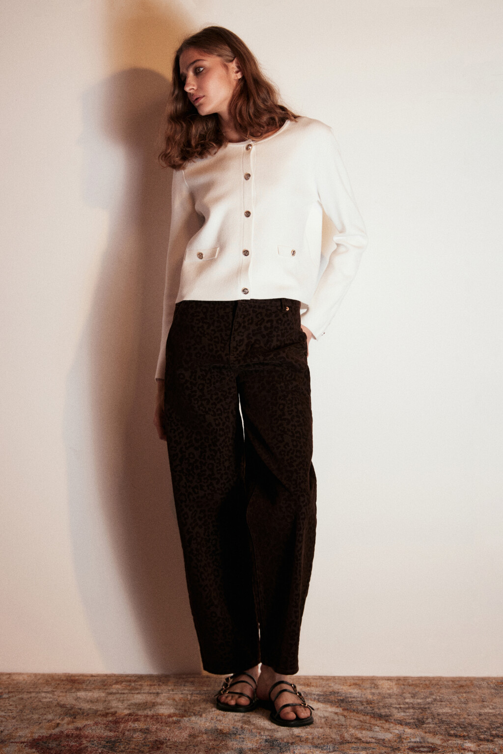 Кардиган жаккардовый на пуговицах - цвет молочный - 4