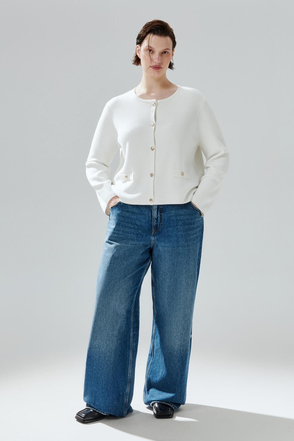 Кардиган на пуговицах с круглым вырезом - цвет молочный - 5