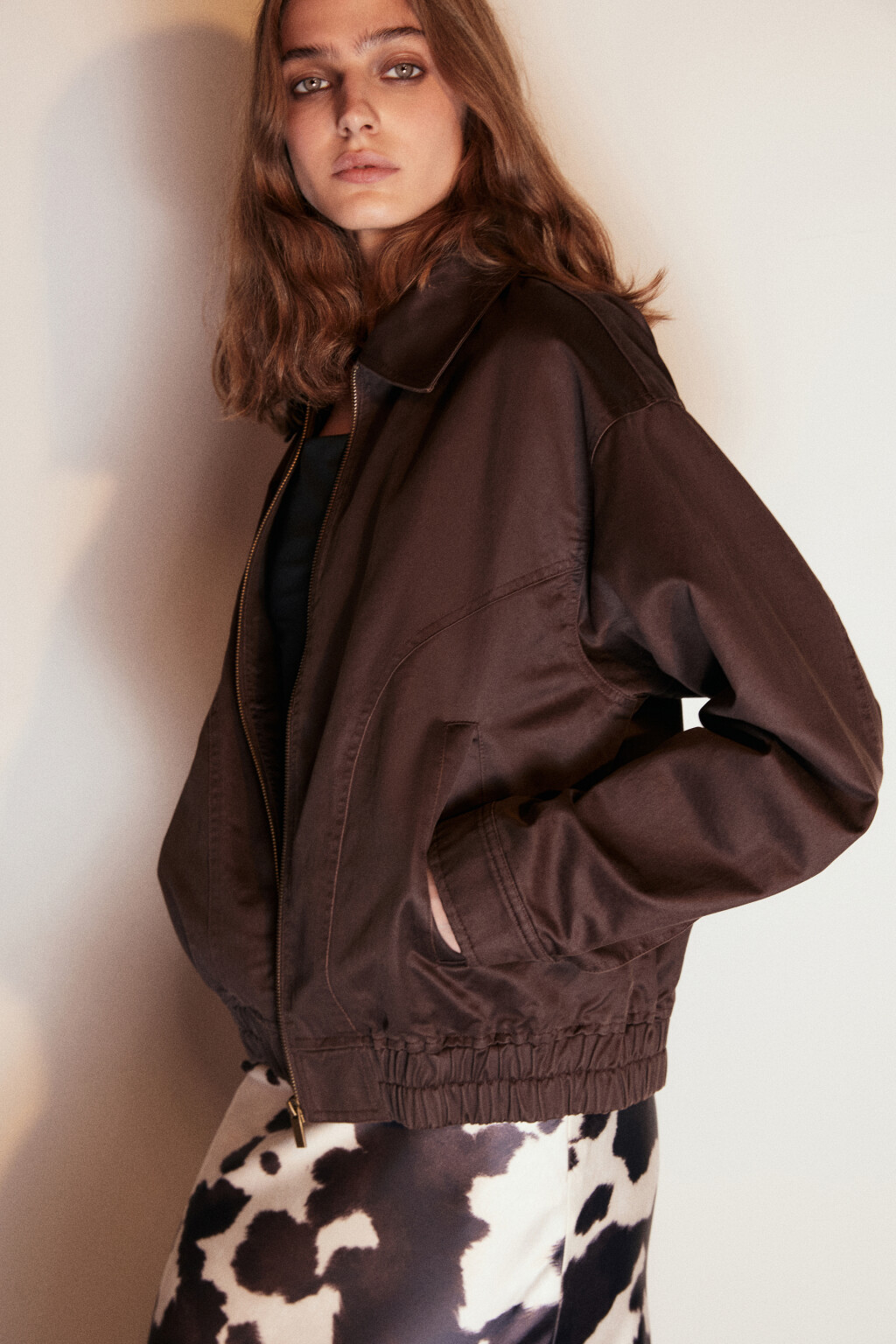 Куртка-бомбер из вощеной ткани - цвет коричневый - 2