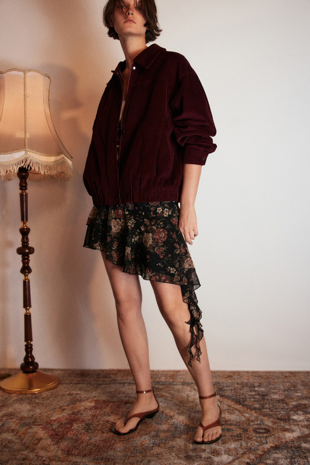 Куртка-бомбер из вельвета - цвет бордовый - 2