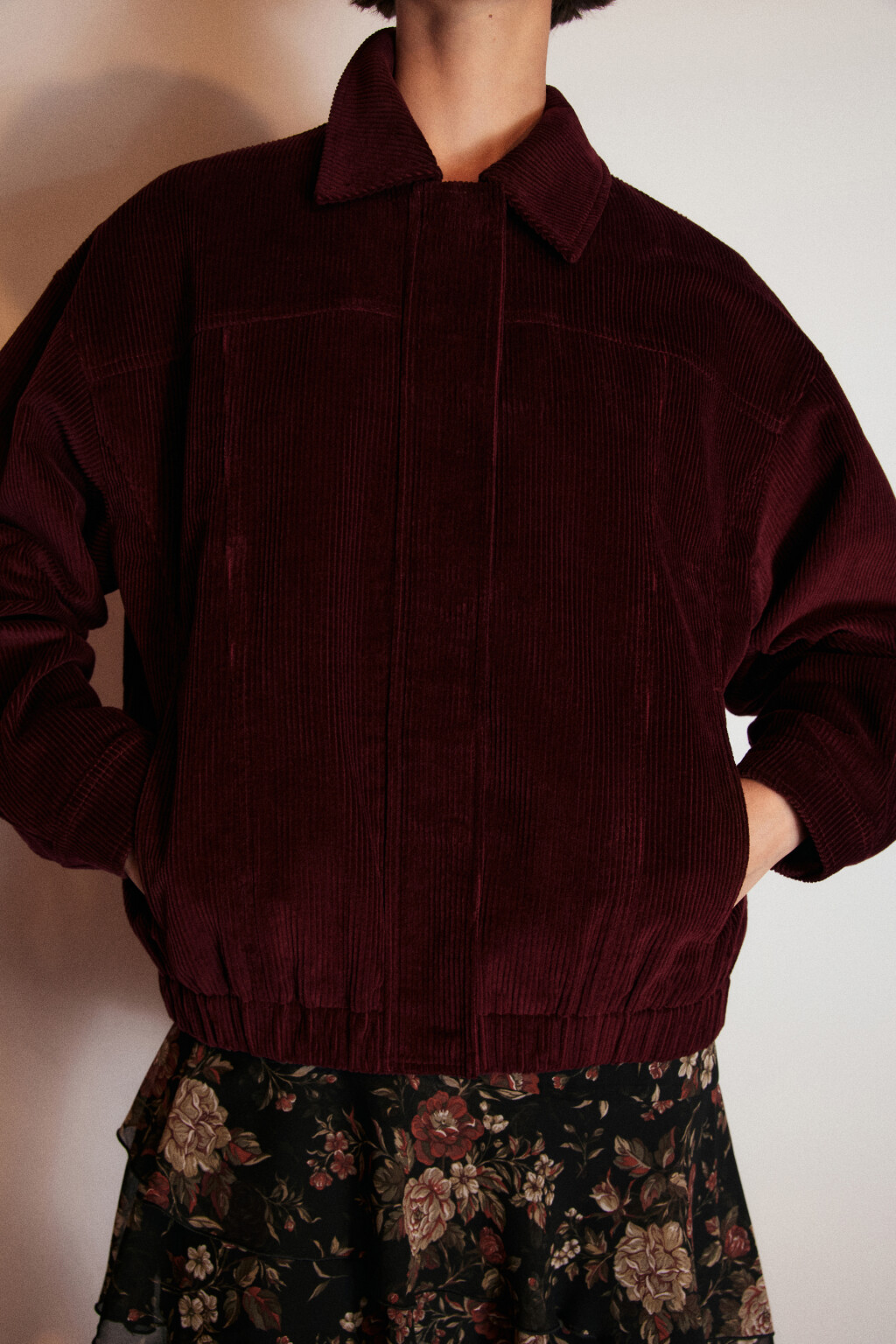 Куртка-бомбер из вельвета - цвет бордовый - 6