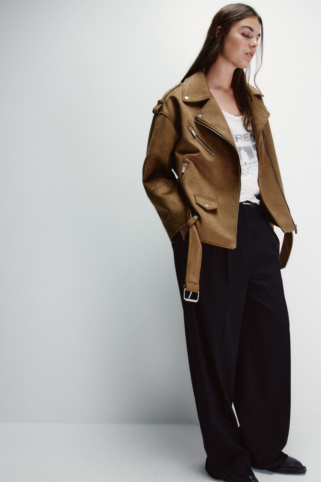 Куртка-косуха с замшевой фактурой - цвет коричневый - 2