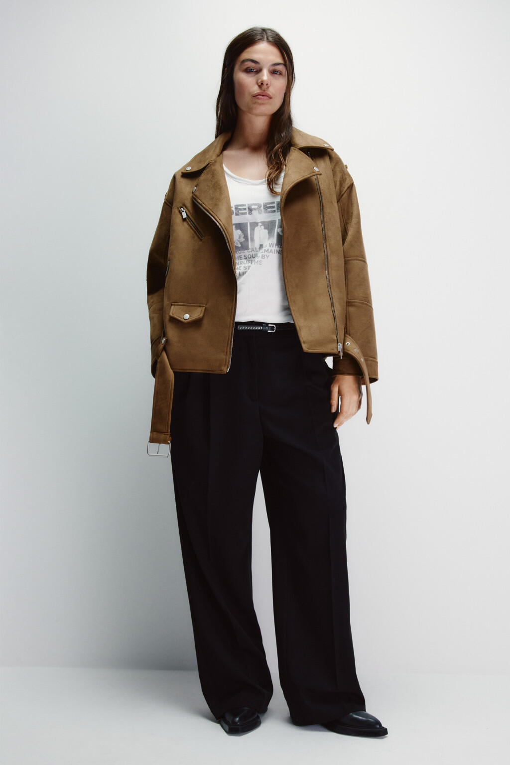 Куртка-косуха с замшевой фактурой - цвет коричневый - 5