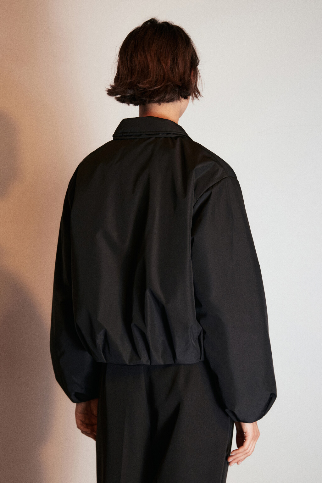 Куртка-бомбер с отложным воротником - цвет черный - 3