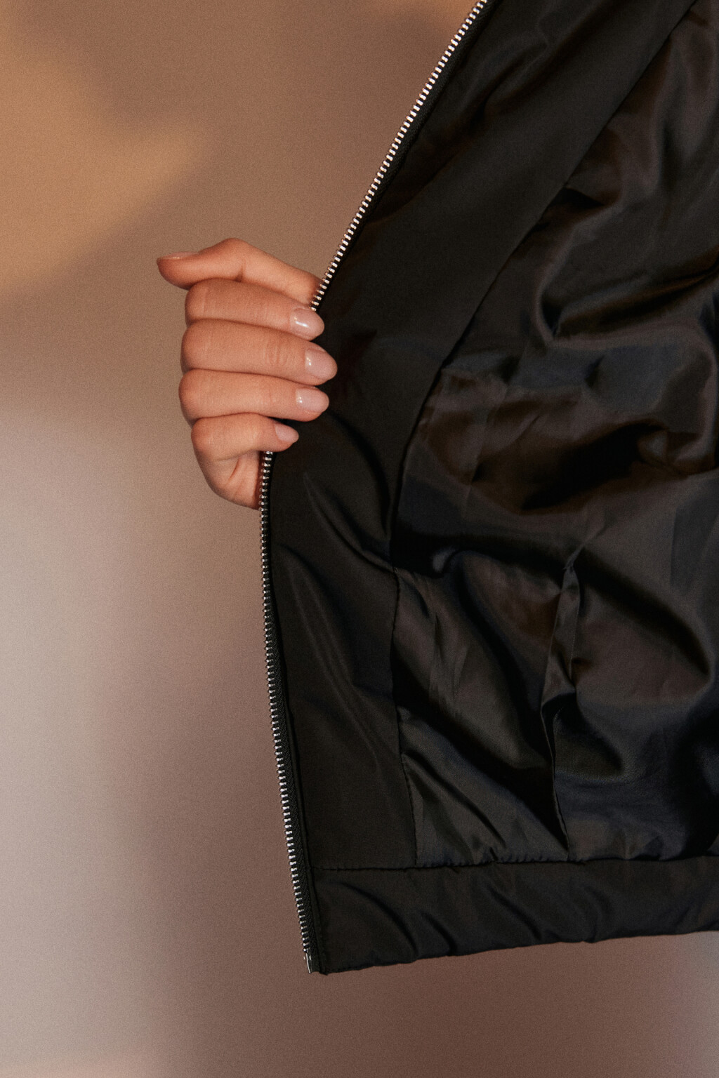 Куртка-бомбер с отложным воротником - цвет черный - 8