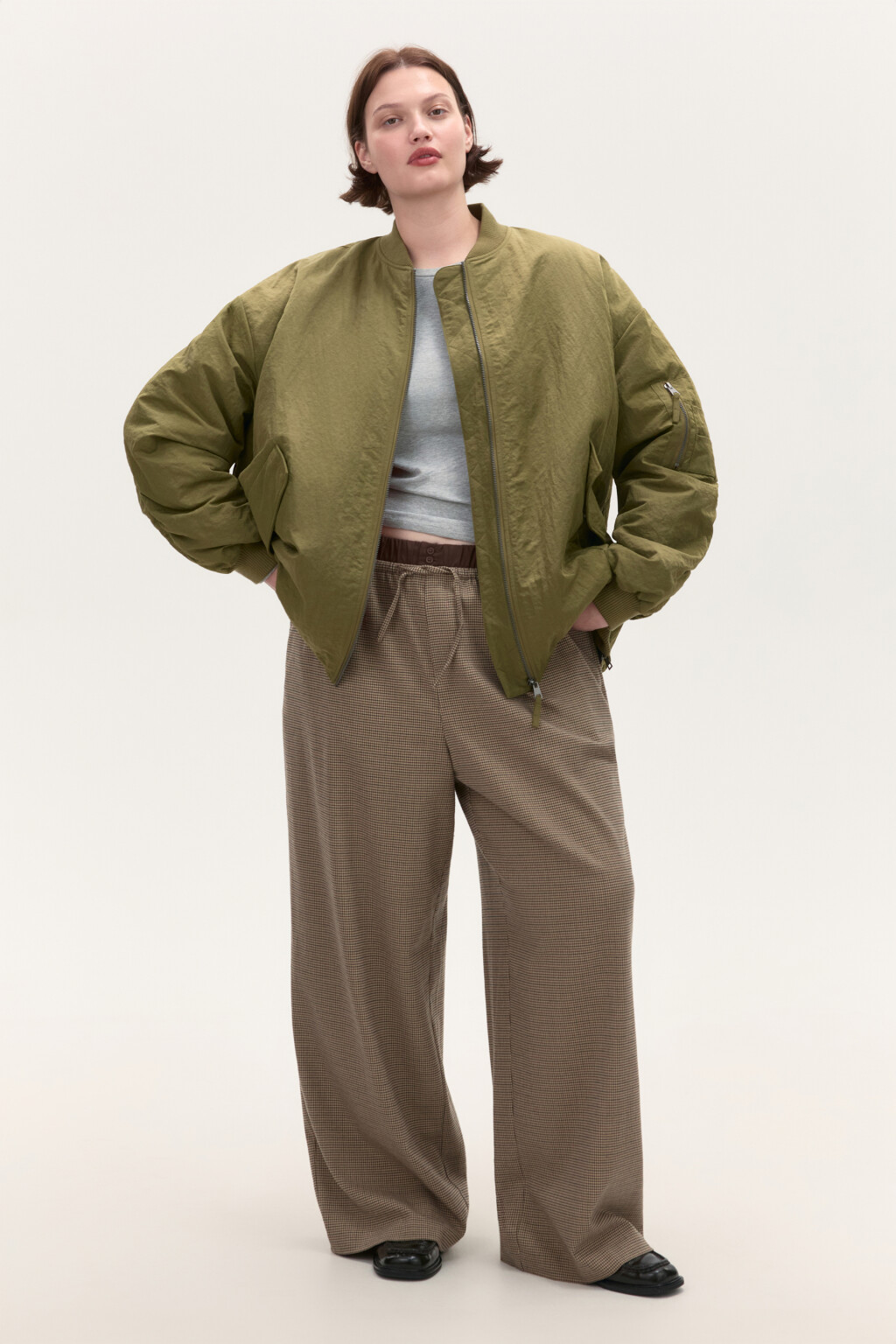 Куртка-бомбер oversize утепленная - цвет зеленый - 5