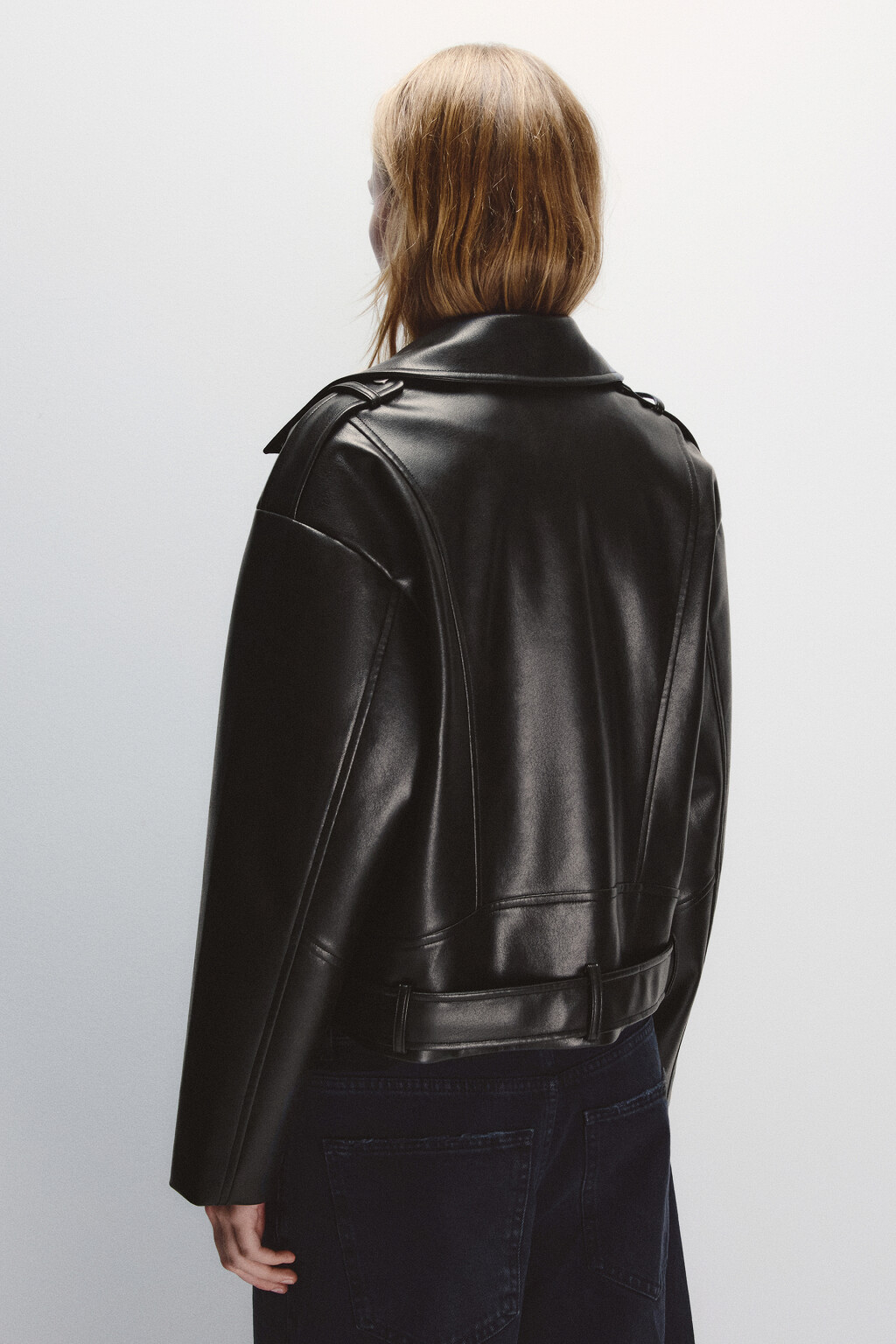 Куртка-косуха свободная с ремнем - цвет коричневый - 4