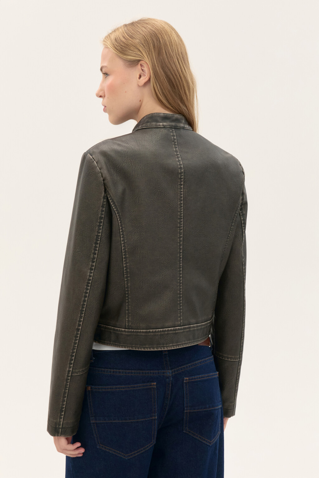 Куртка короткая с вареным эффектом - цвет зеленый - 4