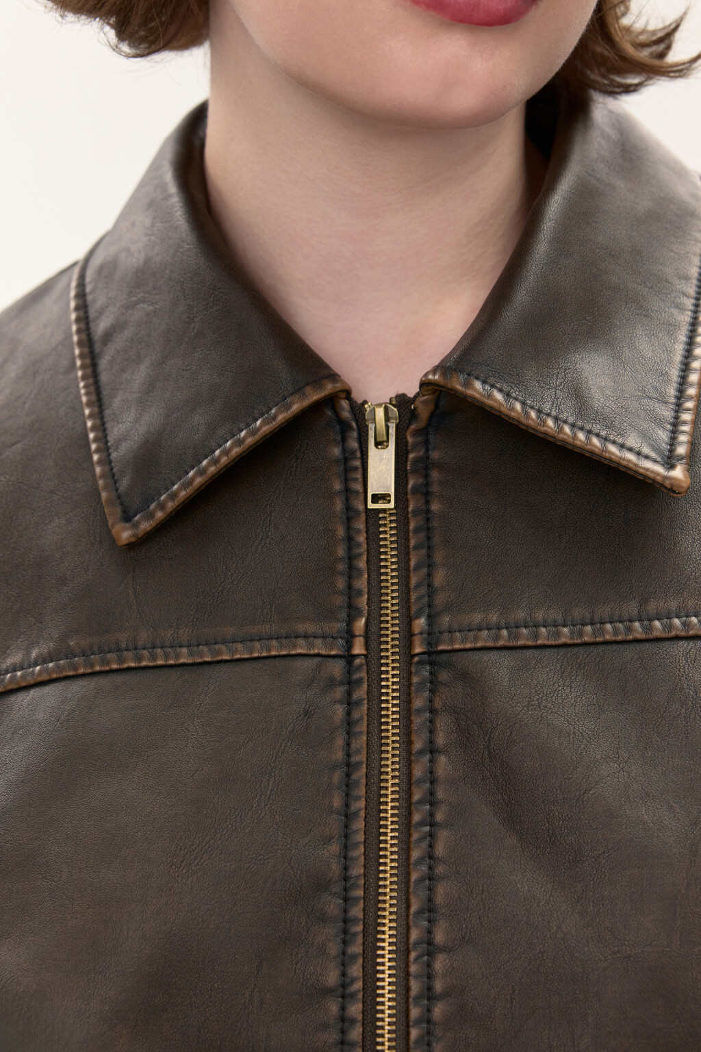 Куртка-бомбер с состаренным эффектом - цвет коричневый - 6