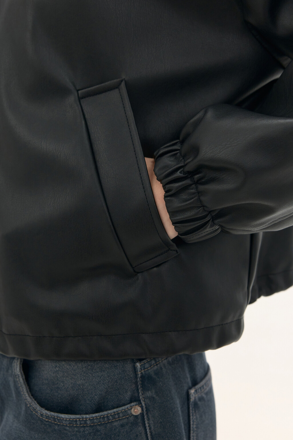 Куртка-бомбер с трикотажным капюшоном - цвет черный - 6