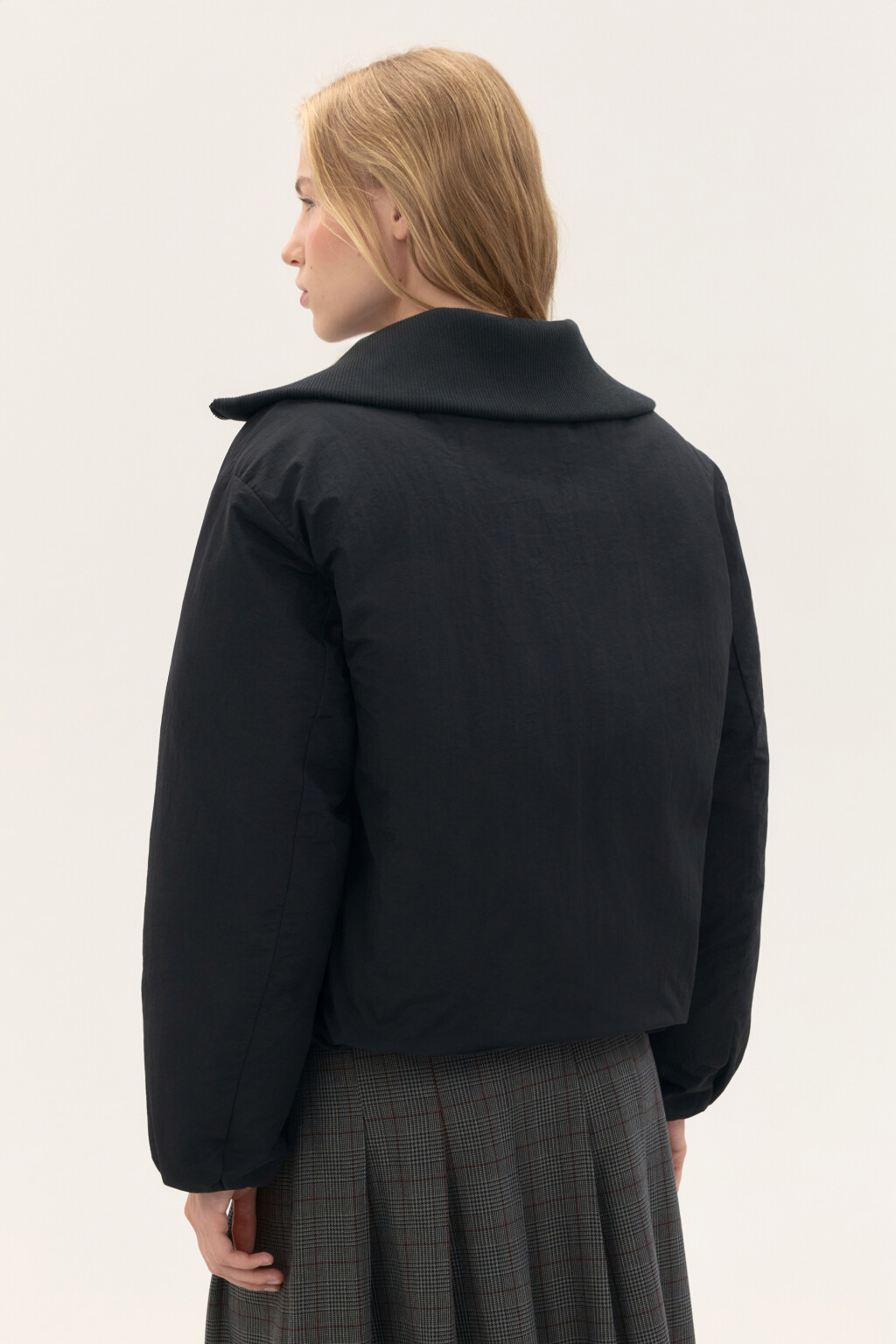 Куртка с широким воротником - цвет черный - 3