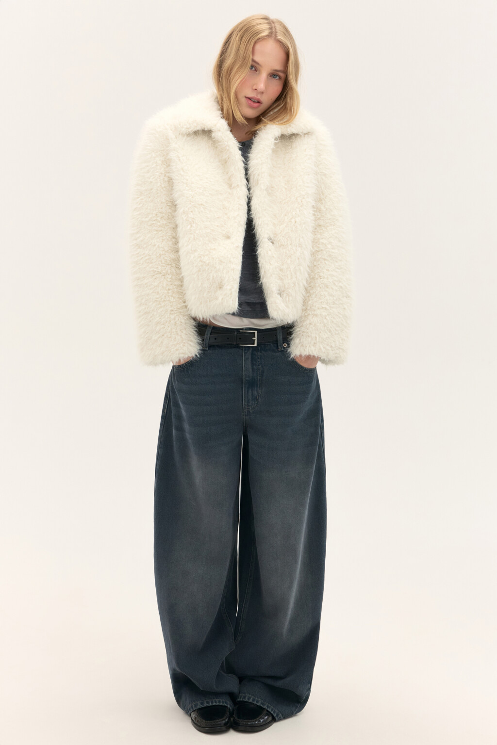 Полупальто с длинным ворсом - цвет белый - 2