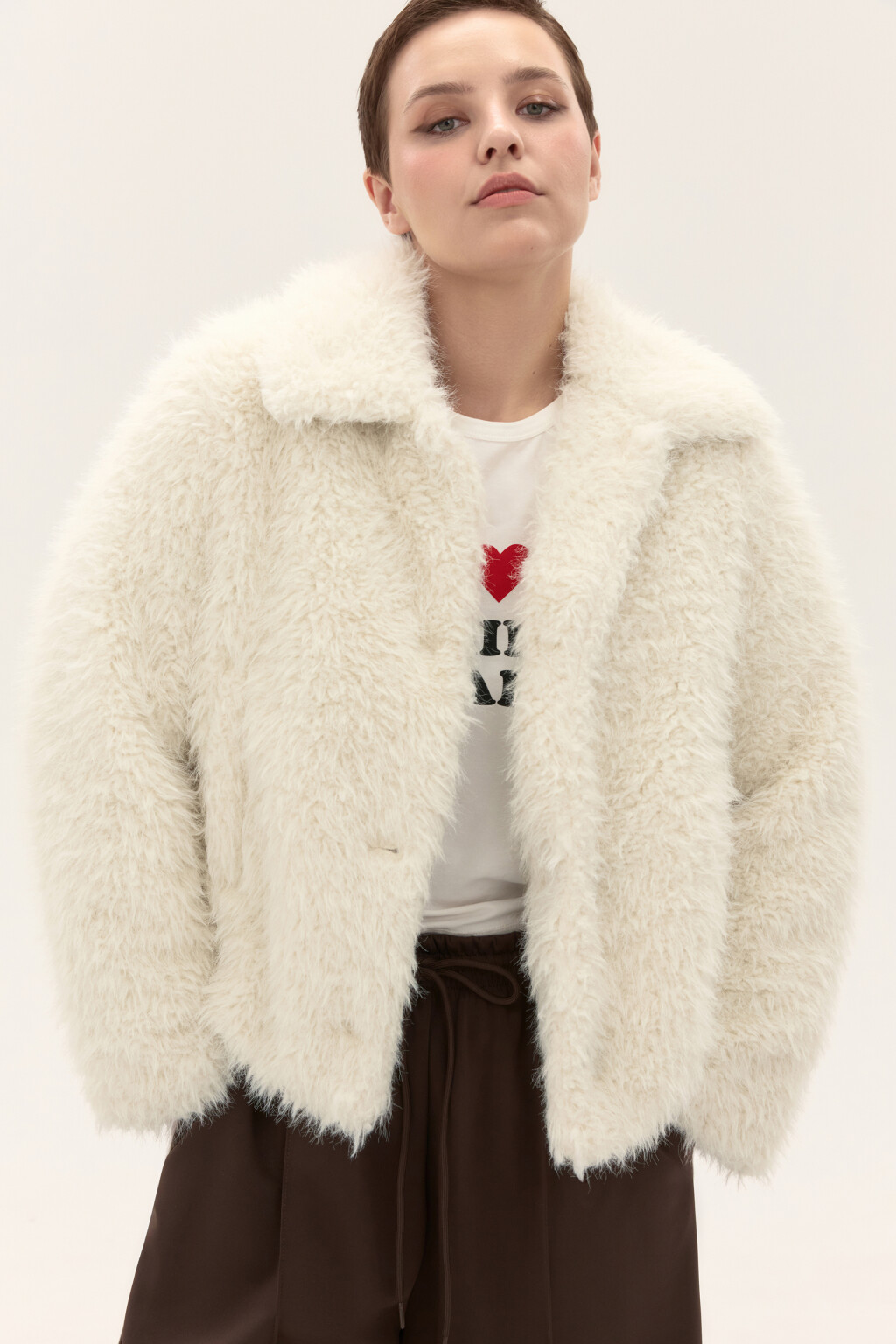 Полупальто с длинным ворсом - цвет белый - 1