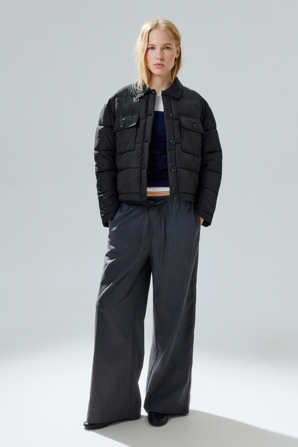 Куртка-рубашка стеганая укороченная - цвет черный - 4