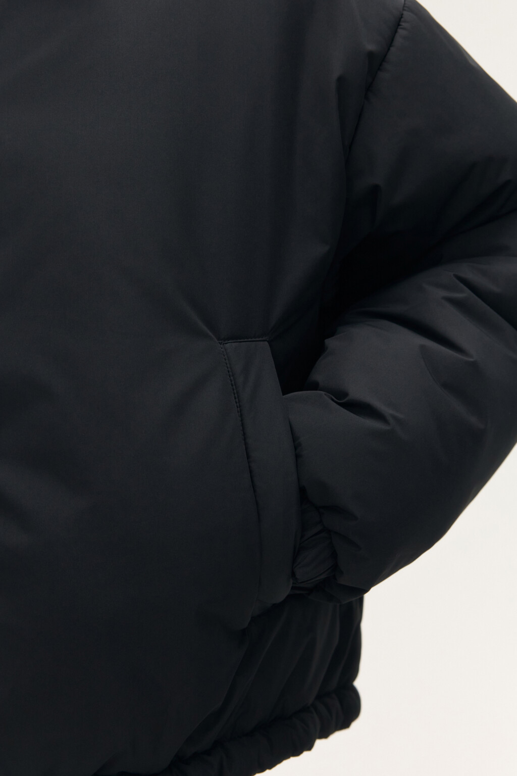 Куртка утепленная с утяжками по низу - цвет черный - 7