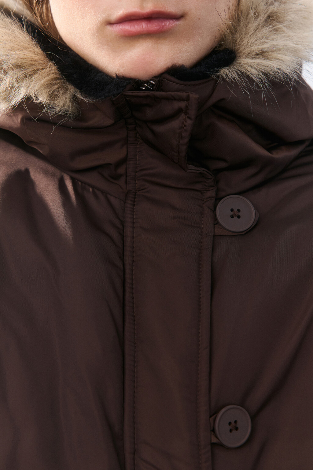 Куртка-парка короткая с опушкой - цвет коричневый - 6