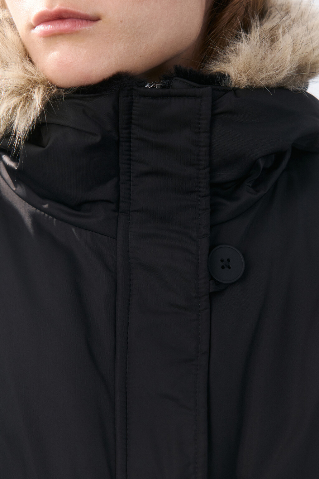 Куртка-парка короткая с опушкой - цвет черный - 5