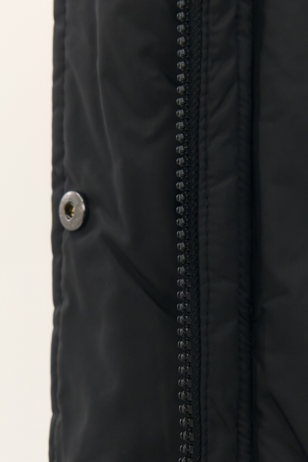 Куртка стеганая с капюшоном - цвет черный - 8