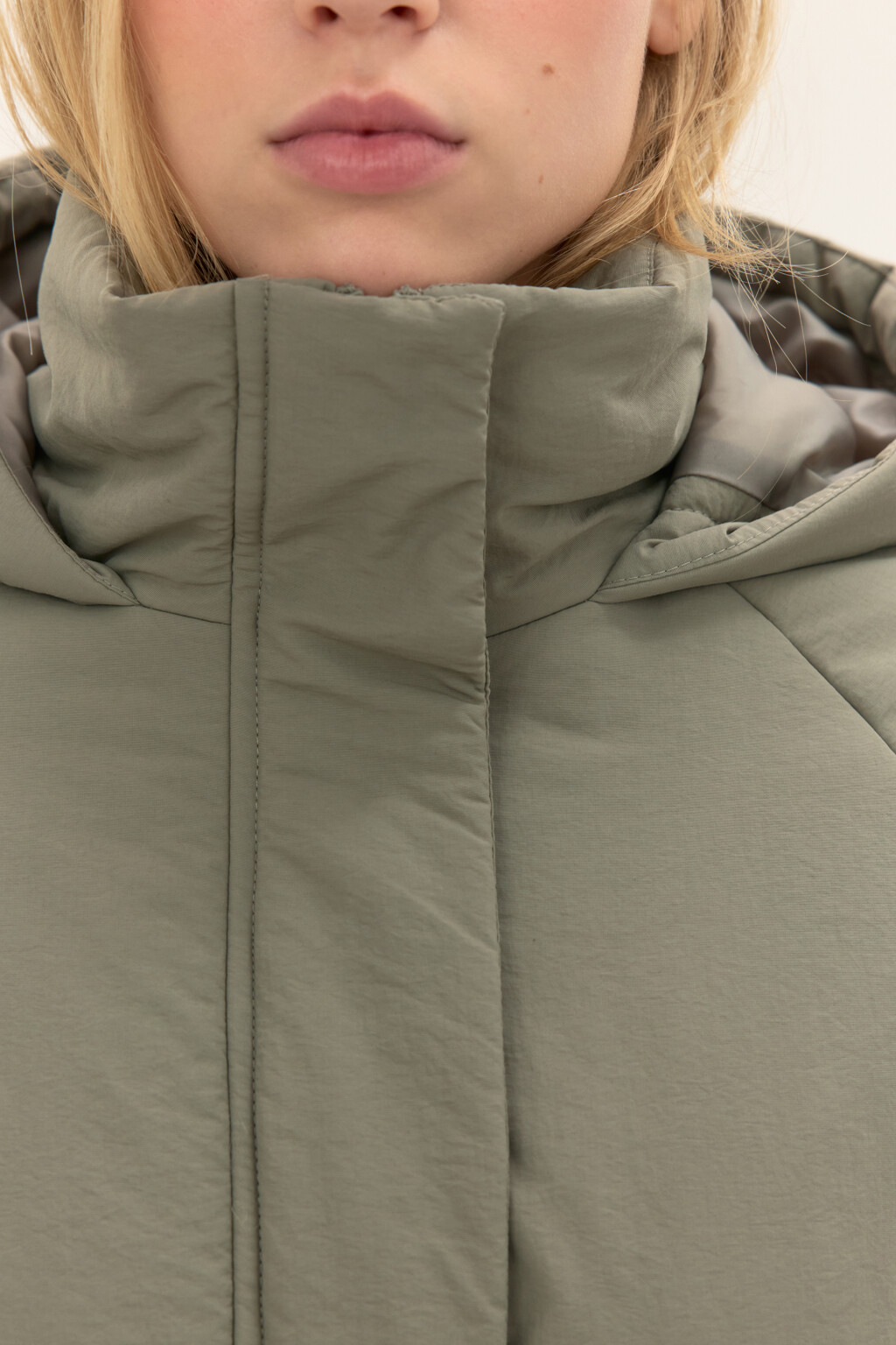 Куртка-парка утепленная с капюшоном - цвет зеленый - 5