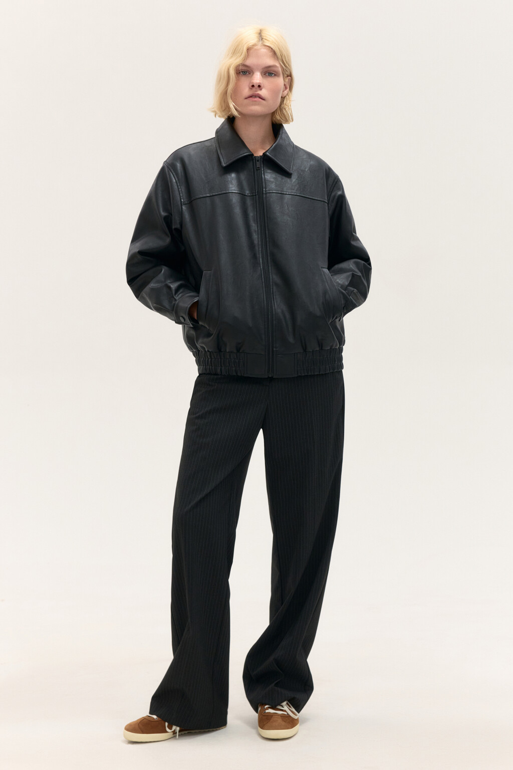 Куртка-бомбер с отложным воротником - цвет черный - 5