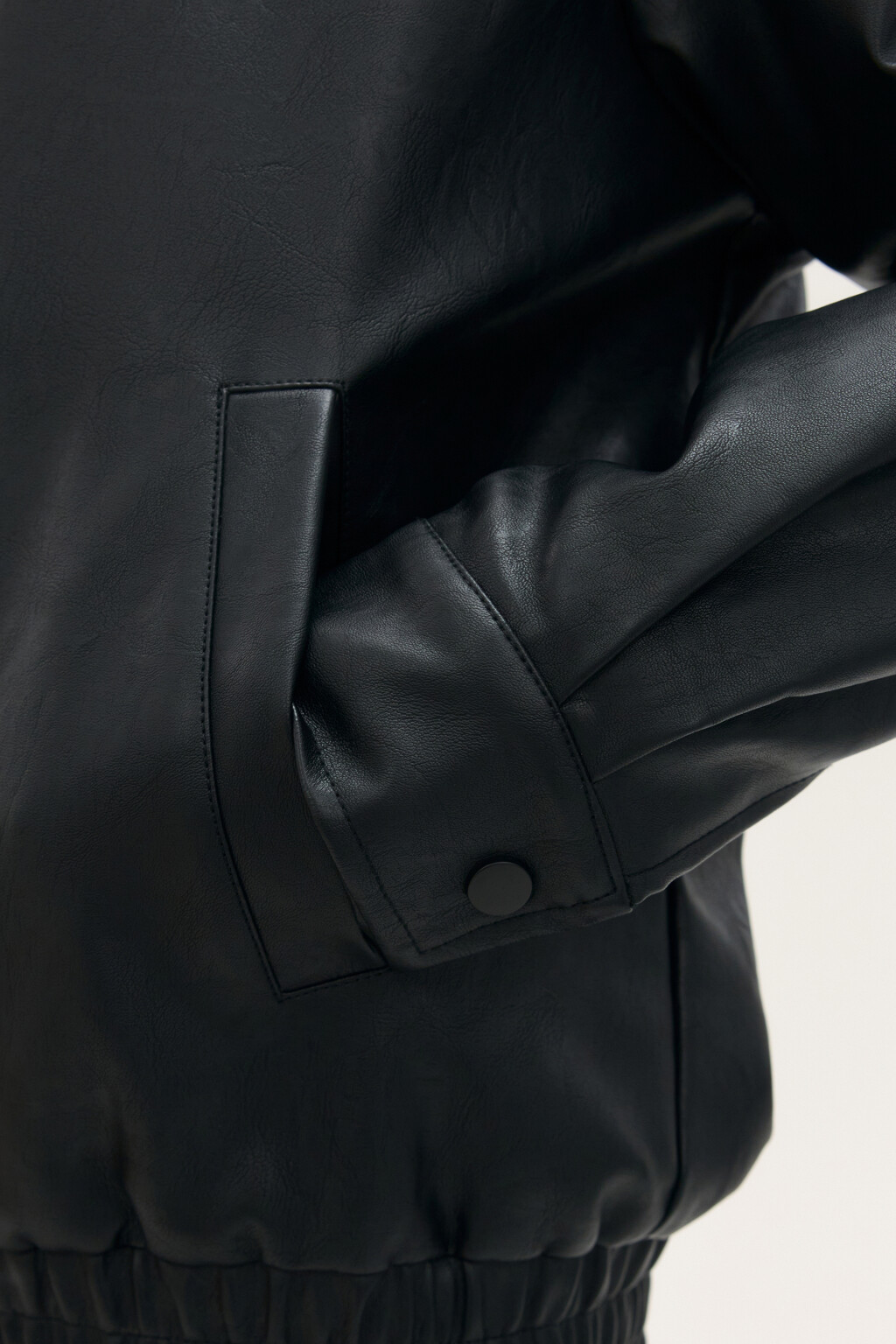 Куртка-бомбер с отложным воротником - цвет черный - 7