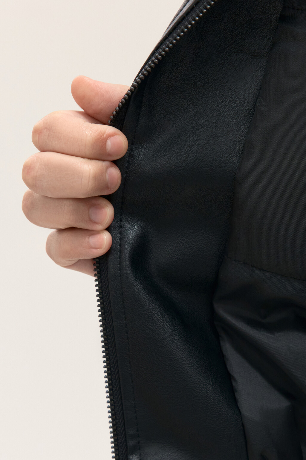 Куртка-бомбер с отложным воротником - цвет черный - 8