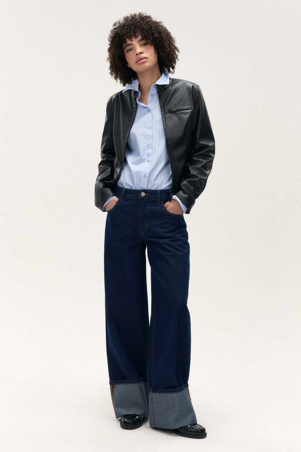 Куртка приталенная на молнии - цвет черный - 4