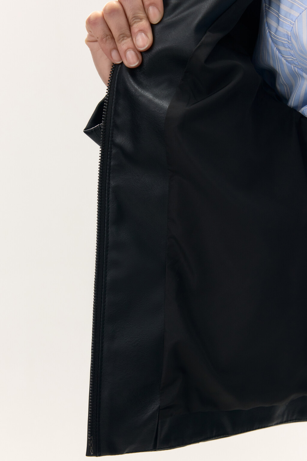 Куртка приталенная на молнии - цвет черный - 7