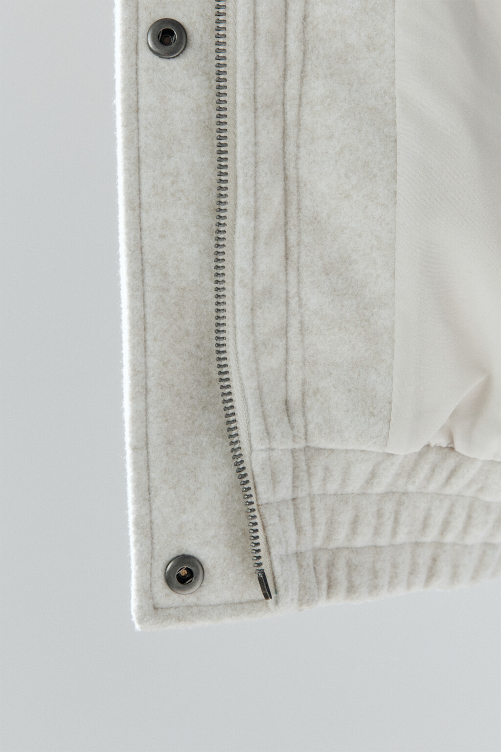 Куртка-бомбер из драповой ткани - цвет молочный - 7
