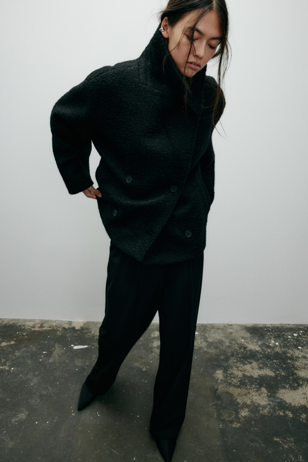 Полупальто драповое двубортное - цвет черный - 5