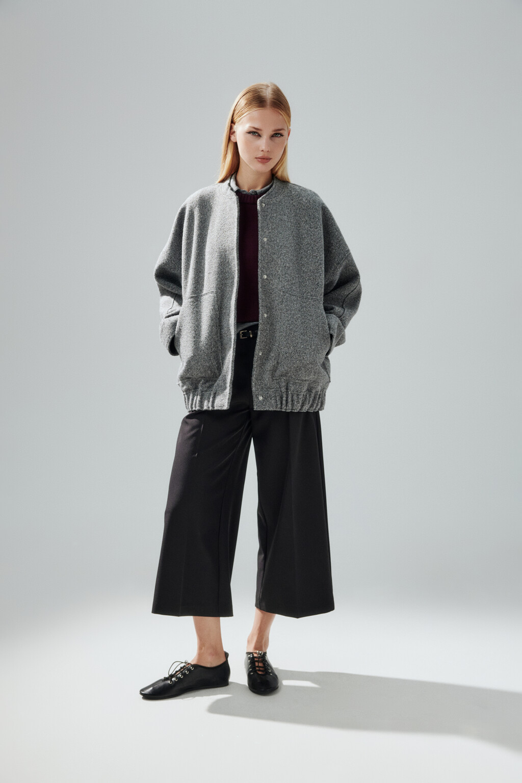 Куртка-бомбер из драповой ткани - цвет серый - 4