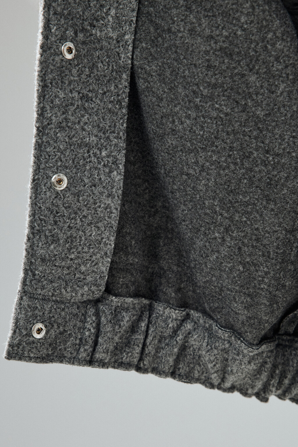 Куртка-бомбер из драповой ткани - цвет серый - 7