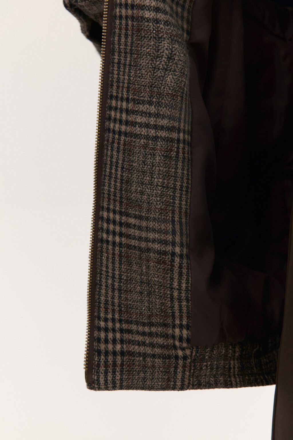 Куртка-бомбер драповая в клетку - цвет мультиколор - 7