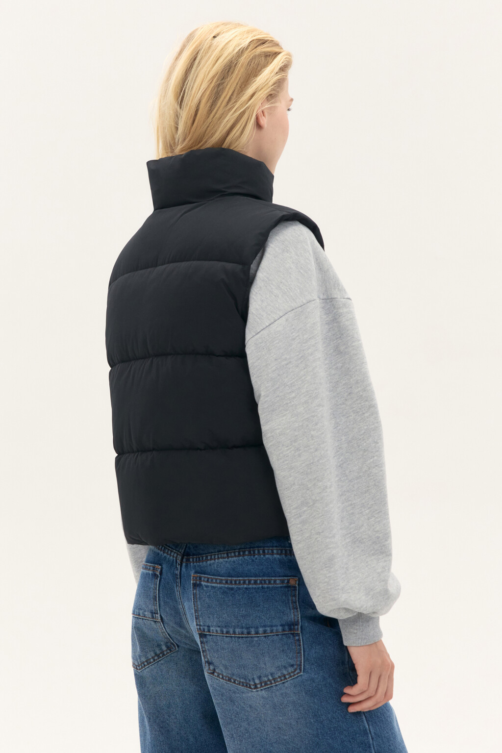 Жилет стеганый утепленный - цвет черный - 3