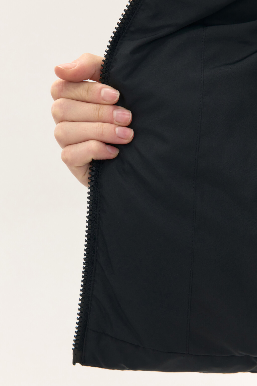 Жилет стеганый утепленный - цвет черный - 7