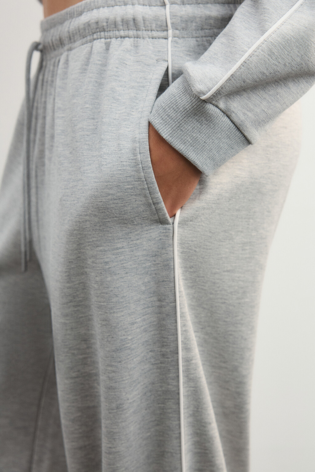 Брюки-джоггеры спортивные с лампасами - цвет серый - 7